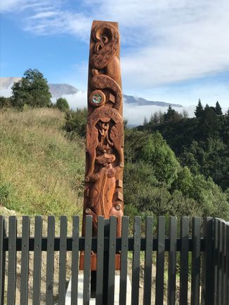 Maori carving Rakaia Gorge