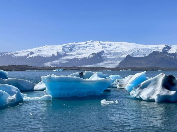 Jokusarlon in the sunlight.