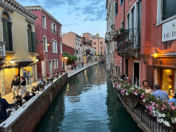 Ah Venice!!! So beautiful! 