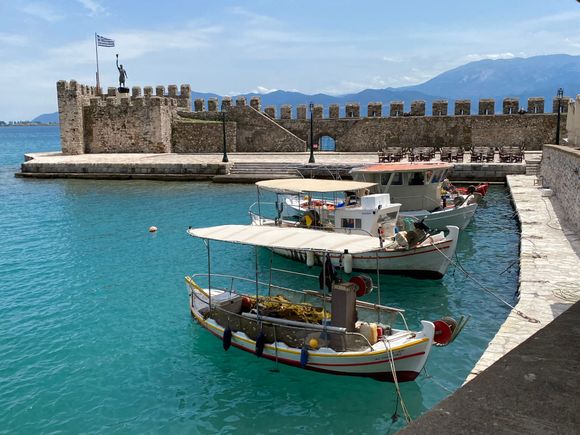 Checking out the port & fort