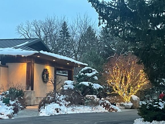 Entrance to the Visitors Center of the Japanese Gardens. 