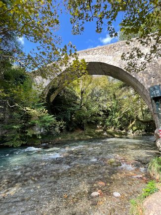 The end of the hike but we could not get a signal to call our host! We waited until a nice French couple came by to help us. Apparently you must stand in the "right spot" 