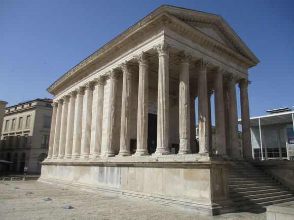 Maison Caree (wasn't open for entry, due to repair)