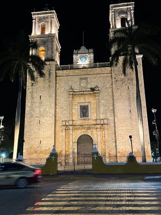 Templo de San Servacio before the show, and some photos of it during the light show