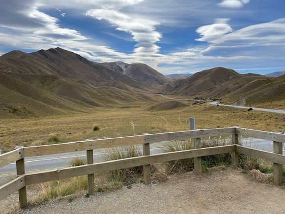 Lindis pass lookout 
