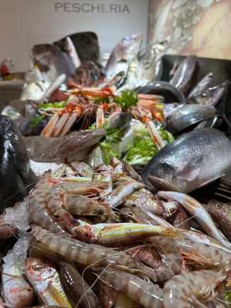 One section of the fish/shellfish display