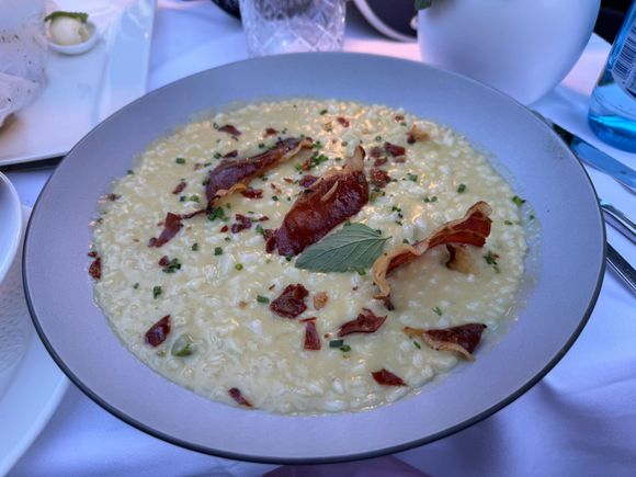 Risotto with asparagus and speck - so delicious and filling