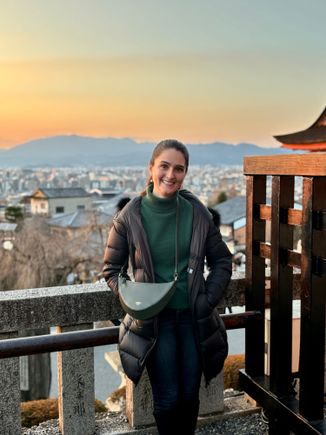 I’m so happy to see this happy photo. 