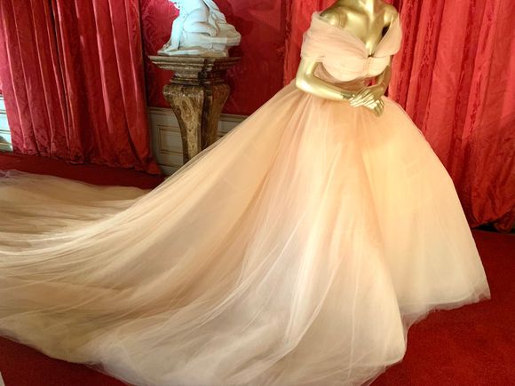 Worn by Billie Eilish