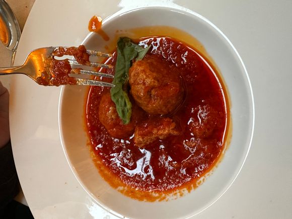 Polpettine di Mamma---Mama Filomena's meatballs were, simply, astounding...what is it?  The tomatoes used in the sauce. grown in the volcanic soil, the mixture of meat(s)?????    It's impossible that any single dish, anywhere,  could taste better than this one...and they were SO LIGHT!!!