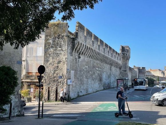 Bus stop at the city wall 