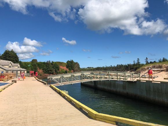 Basin Head Provincial Park - the footbridge over the channel