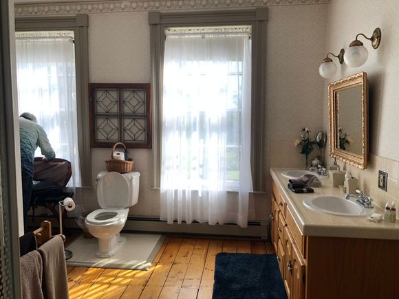 Very spacious and very beautiful bathroom