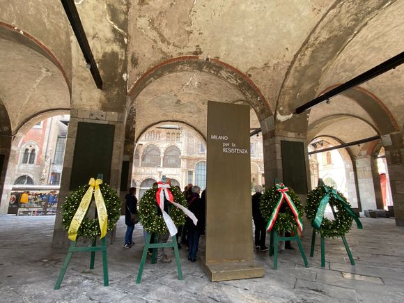 Liberation Day - Piazza dei Mercanti