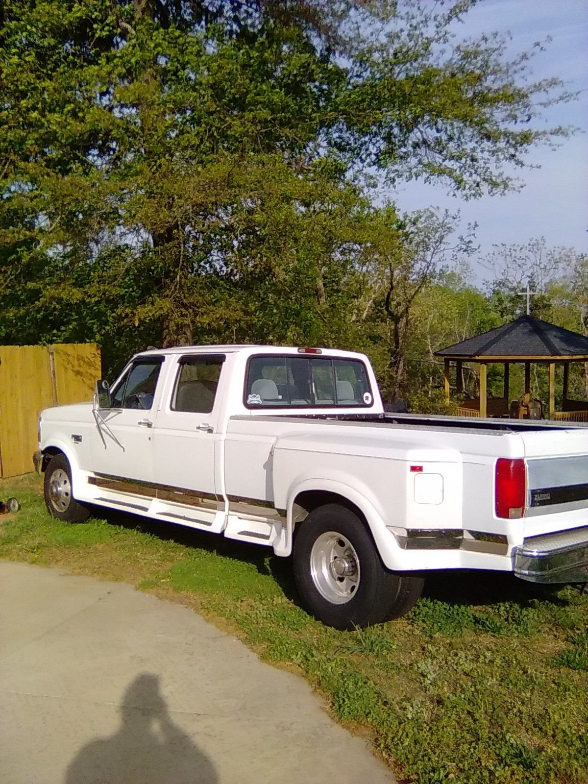 1994 Ford F-350 - Great Condition OBS - Used - VIN Early 1994 F350 - 210,000 Miles - 8 cyl - 2WD - Automatic - Truck - White - Greenville, SC 29617, United States