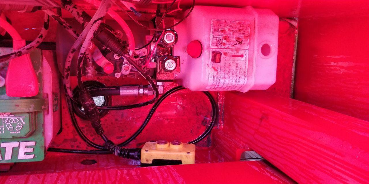 Overflowing hydraulic fluid, dump, and the fix Ford Truck Enthusiasts