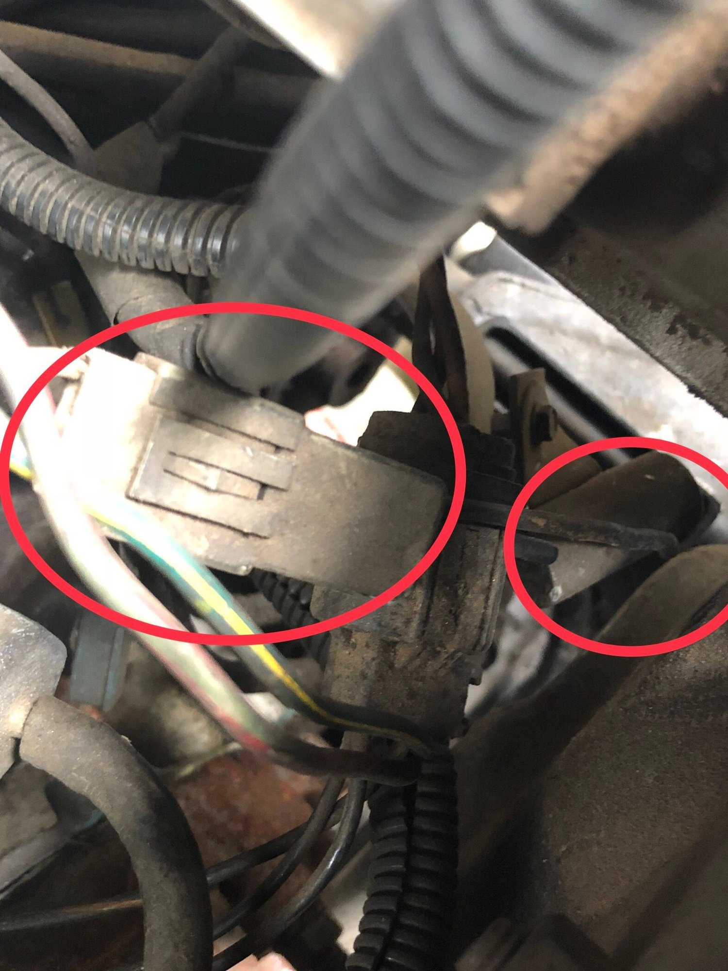 Round coil, connector - Ford Truck Enthusiasts Forums