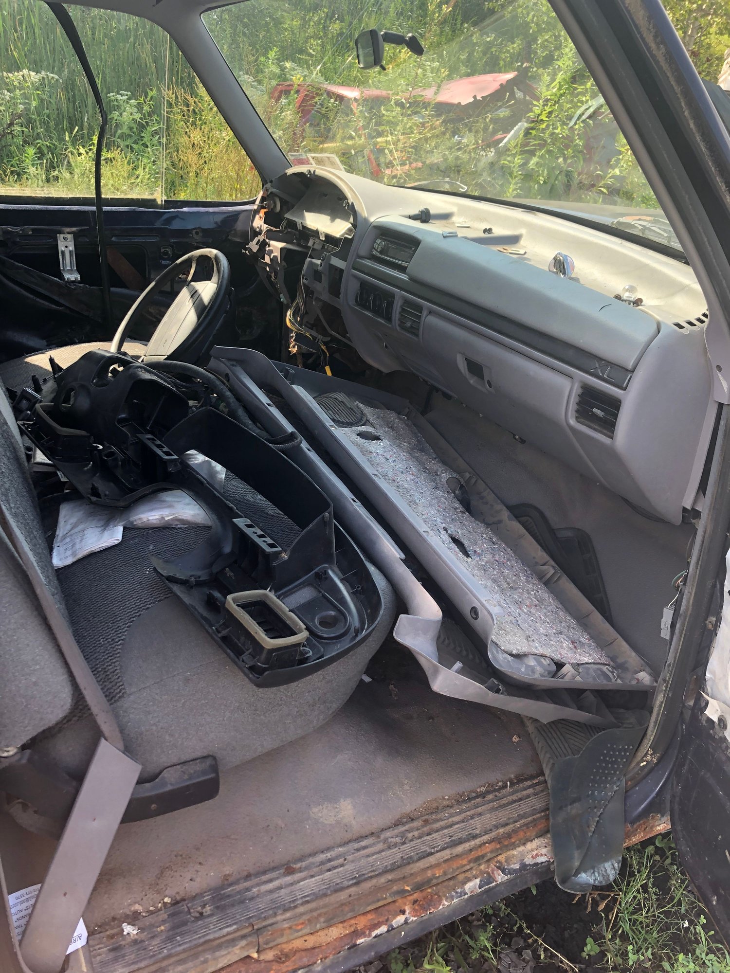 1995 Ford F-150 - Parting out obs ford trucks - Boonville, NY 13309, United States