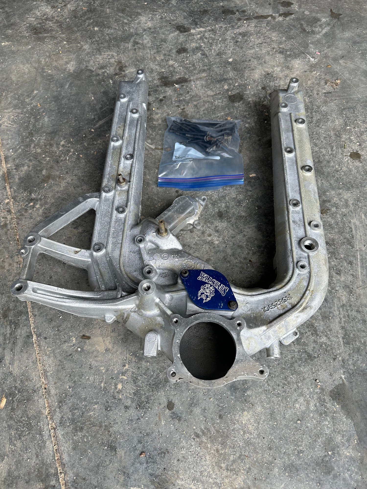 Engine - Intake/Fuel - 6.0 PSD intake - TIG welded coolant - Used - 2004 to 2007 Ford F Super Duty - Siloam Springs, AR 72761, United States