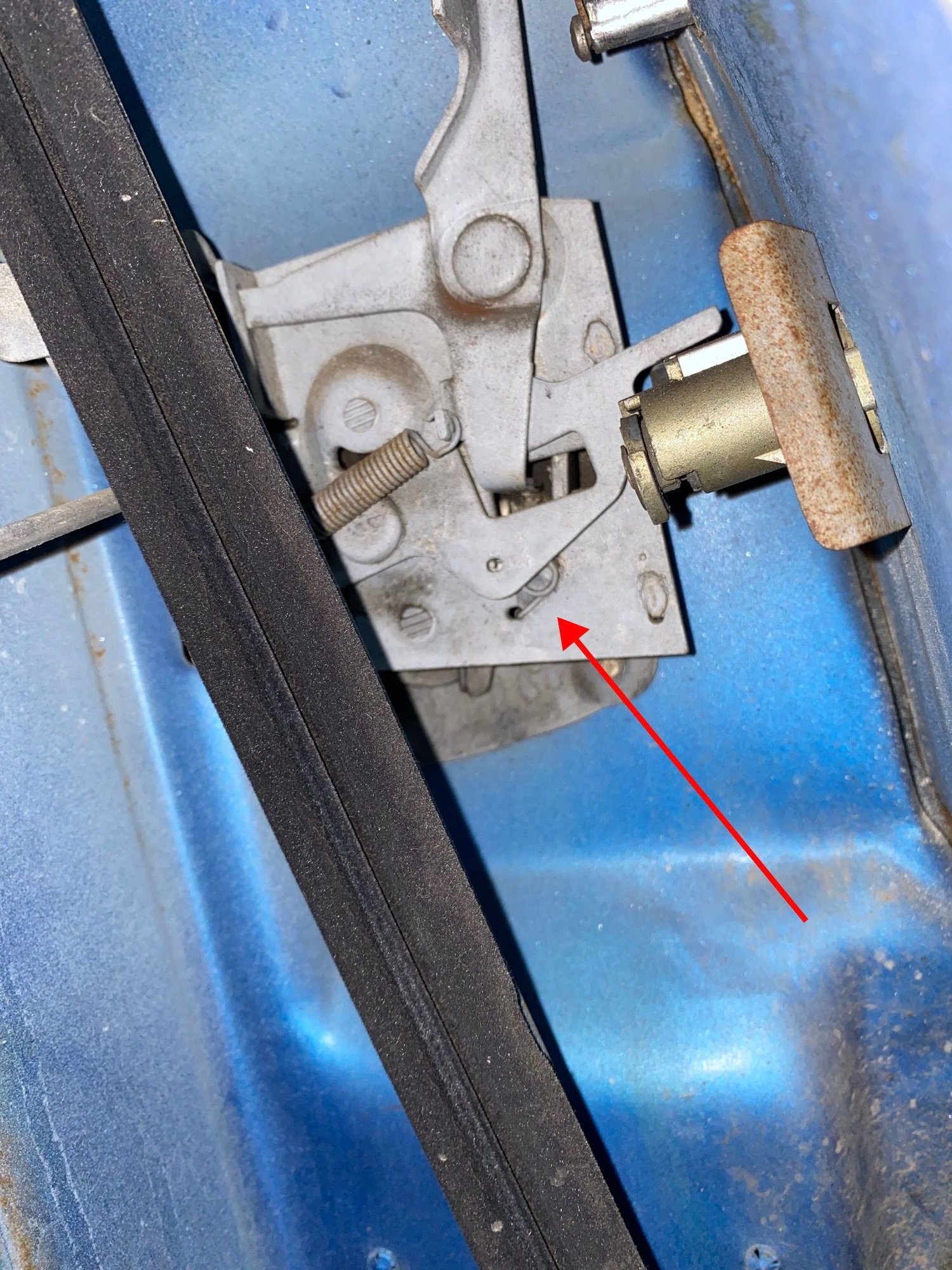 Door lock won't stay up. Ford Truck Enthusiasts Forums