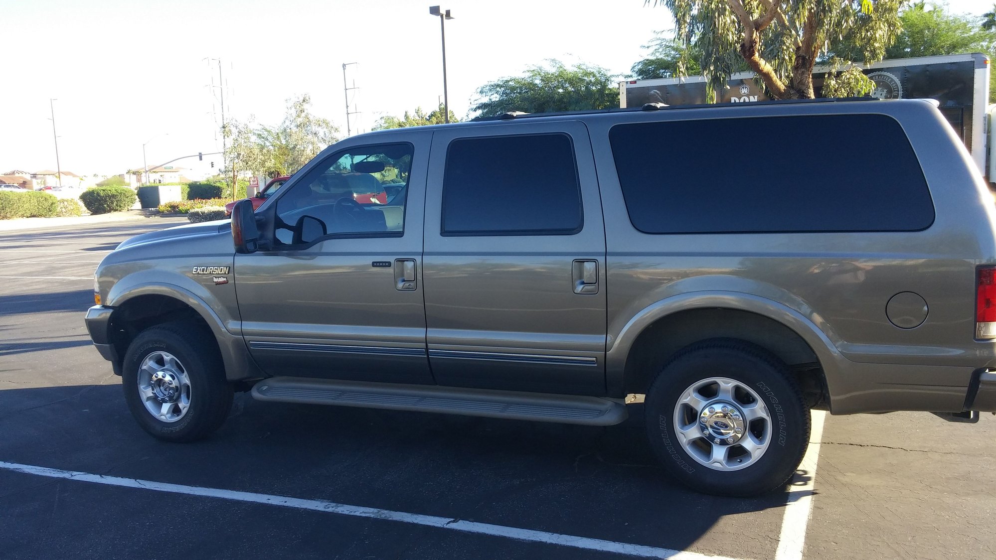 2004 excursion 6.0