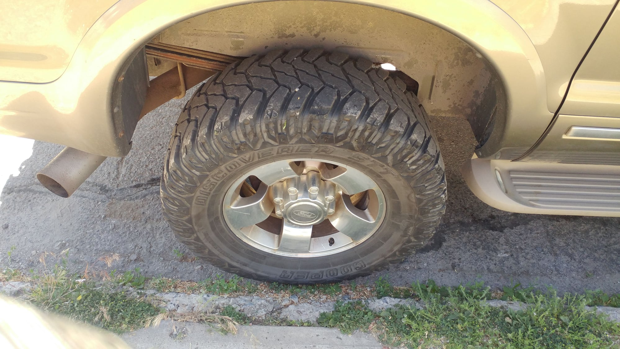 Wheels and Tires/Axles - 2004 king ranch wheels - Used - Durango, CO 81301, United States
