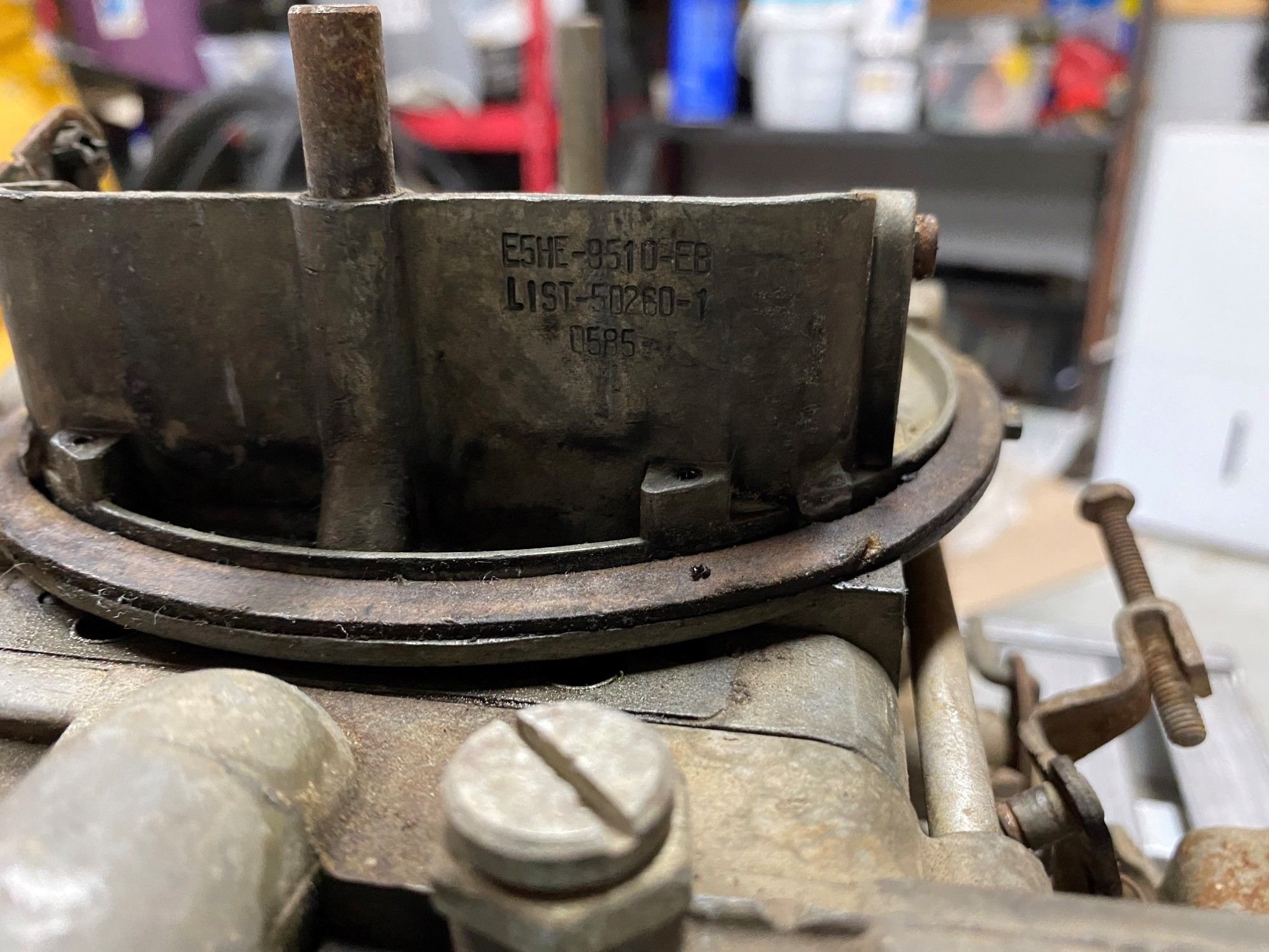 Engine - Intake/Fuel - Motorcraft/Holley Carb From 460 - Used - 1984 to 1987 Ford E-350 Econoline - 1984 to 1987 Ford E-250 Econoline - 1984 to 1987 Ford F-250 - 1984 to 1987 Ford F-350 - Killen, AL 35645, United States