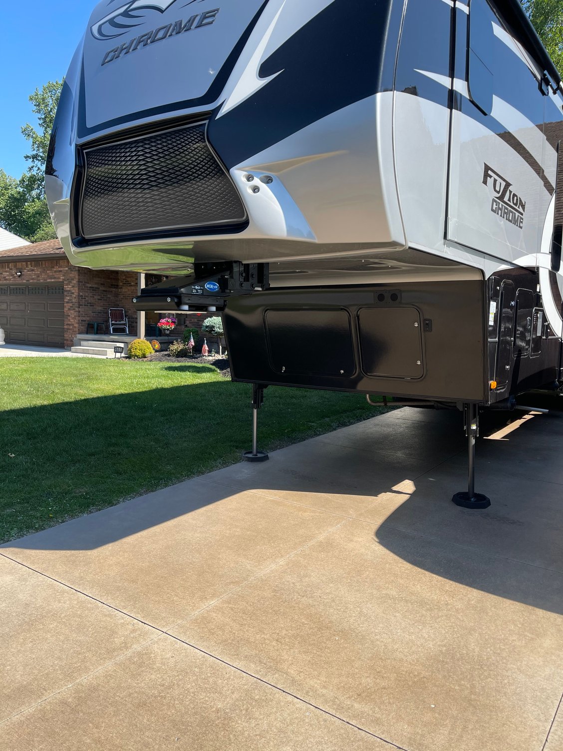 Chucking issue with 5th wheel Ford Truck Enthusiasts Forums