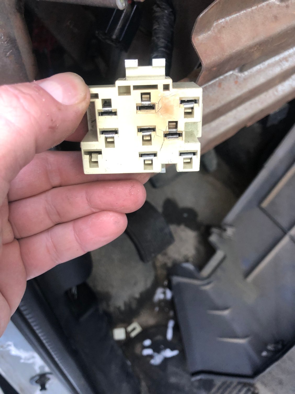 Light switch wiring question - Ford Truck Enthusiasts Forums