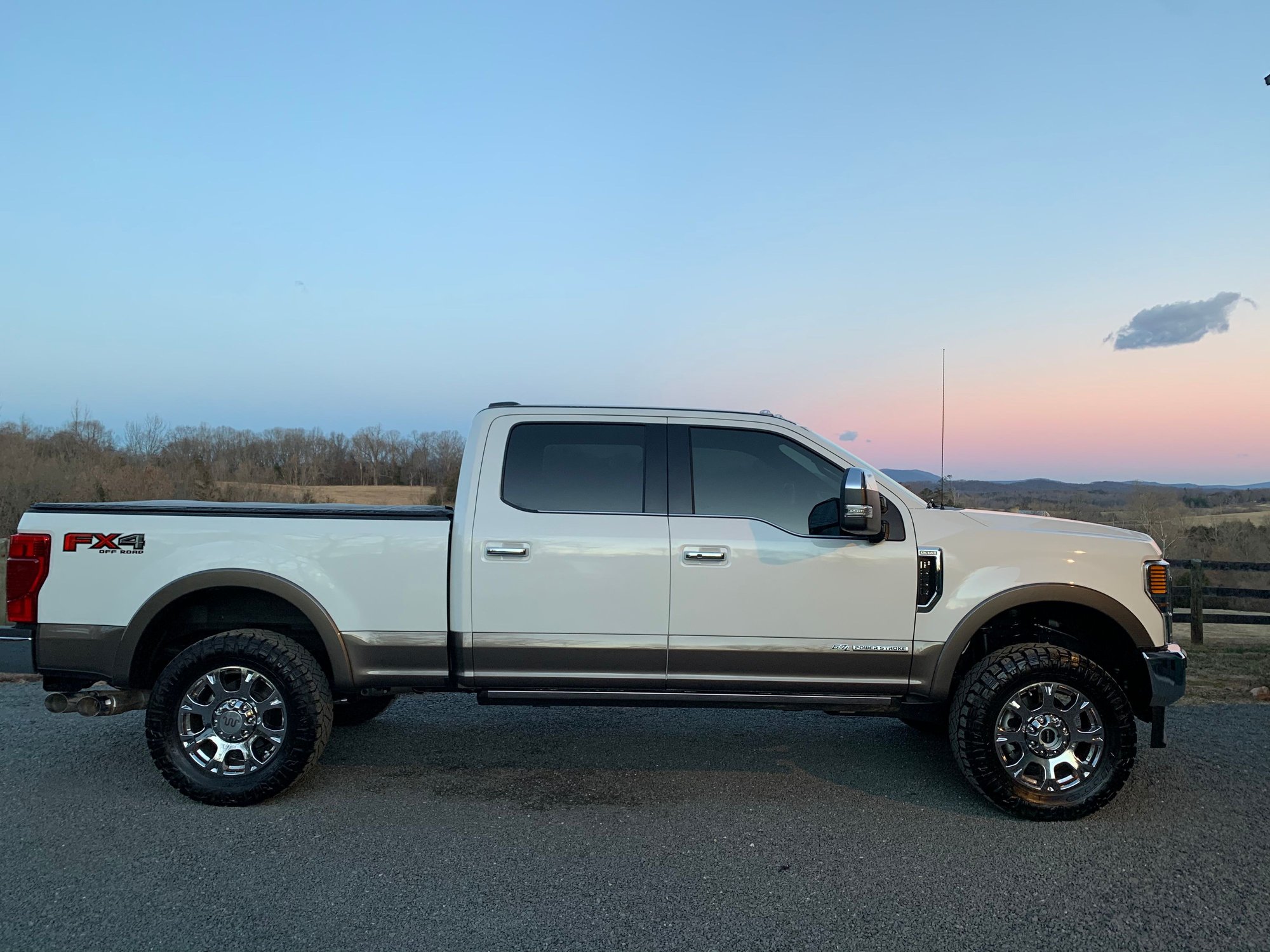 Nitto Ridge Grapplers 12.5 on my new ‘21 stock rims - Ford Truck ...