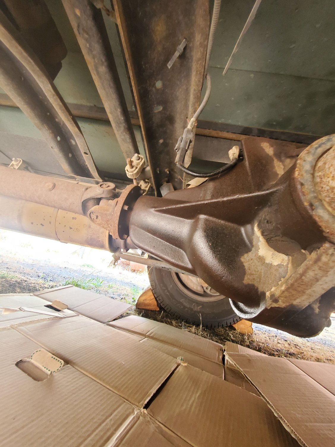 Ford E450 Minnie Diff pinion seal leak Ford Truck Enthusiasts Forums