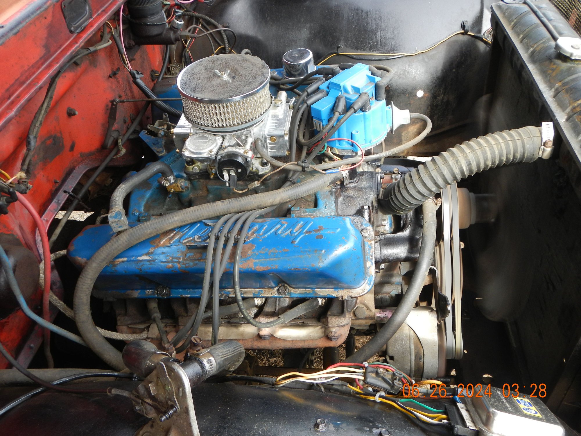 1962 Ford F-250 - 1962 Ford F250 4x4  / 4-speed Manual Transmission - Used - VIN F26CR261054 - 59,576 Miles - 8 cyl - 4WD - Manual - Truck - Red - Portland, OR 97233, United States