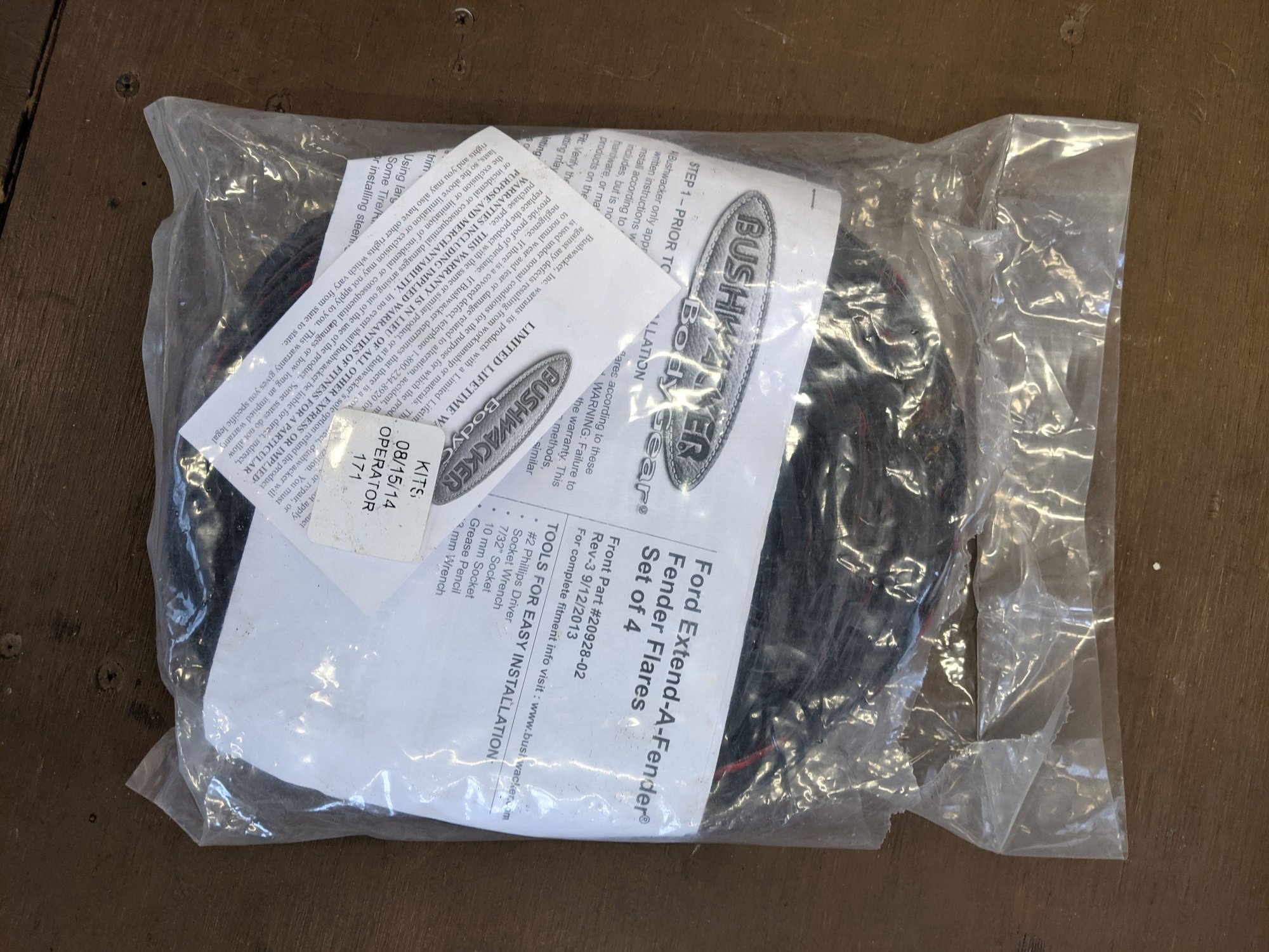 Exterior Body Parts - Bushwacker Extend-A-Fender Flares for 1999-2007 Ford F250/F350 - Used - 1999 to 2007 Ford F-250 Super Duty - 1999 to 2007 Ford F-350 Super Duty - Greenfield, MA 01301, United States