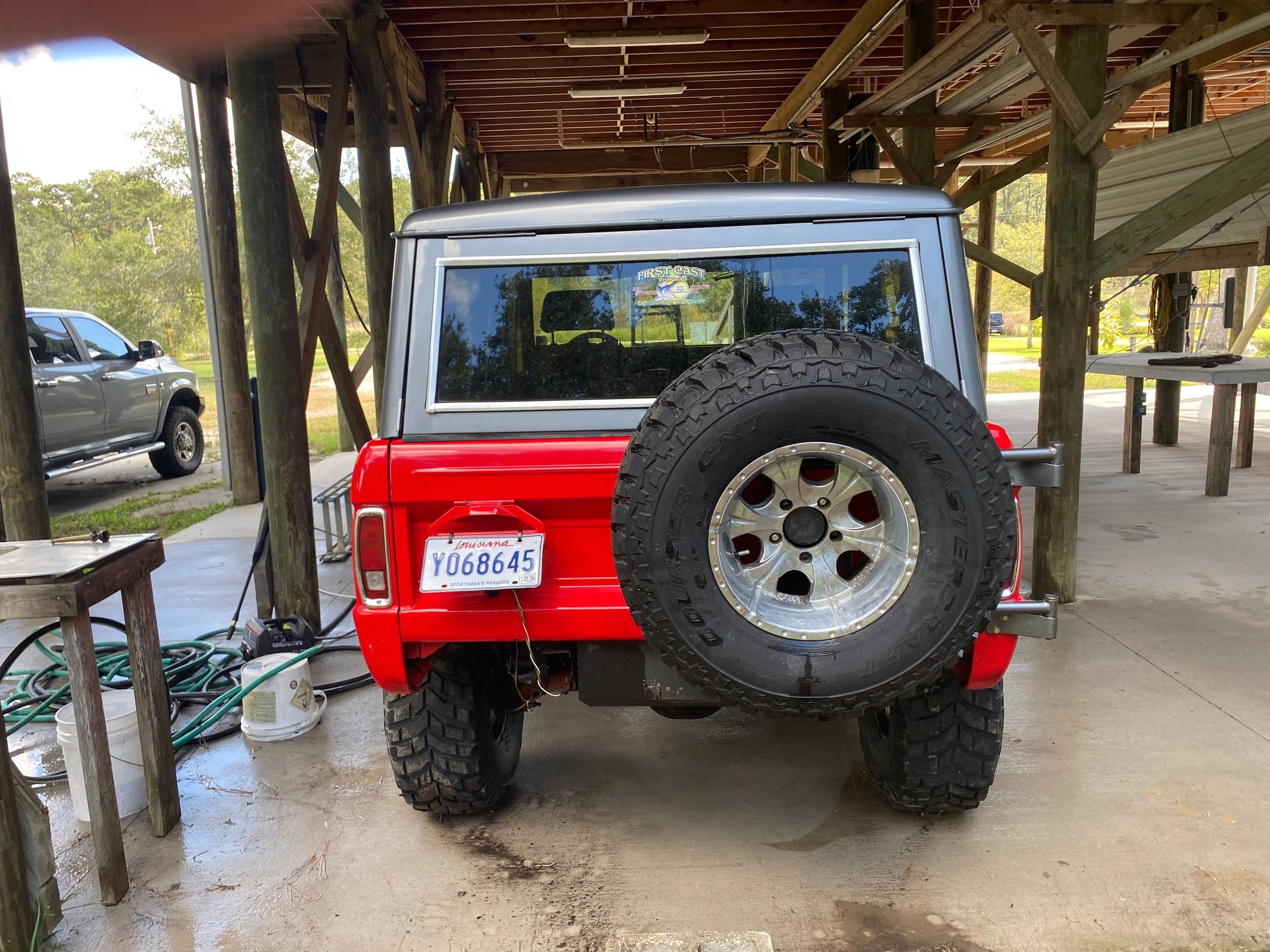 1975 Ford Bronco - 75 BRONCO WITH 347 STROKER FROM 92 MUSTANG - Used - VIN U15GLW40096 - 50,000 Miles - 8 cyl - 4WD - Manual - SUV - Red - Slidell, LA 70458, United States