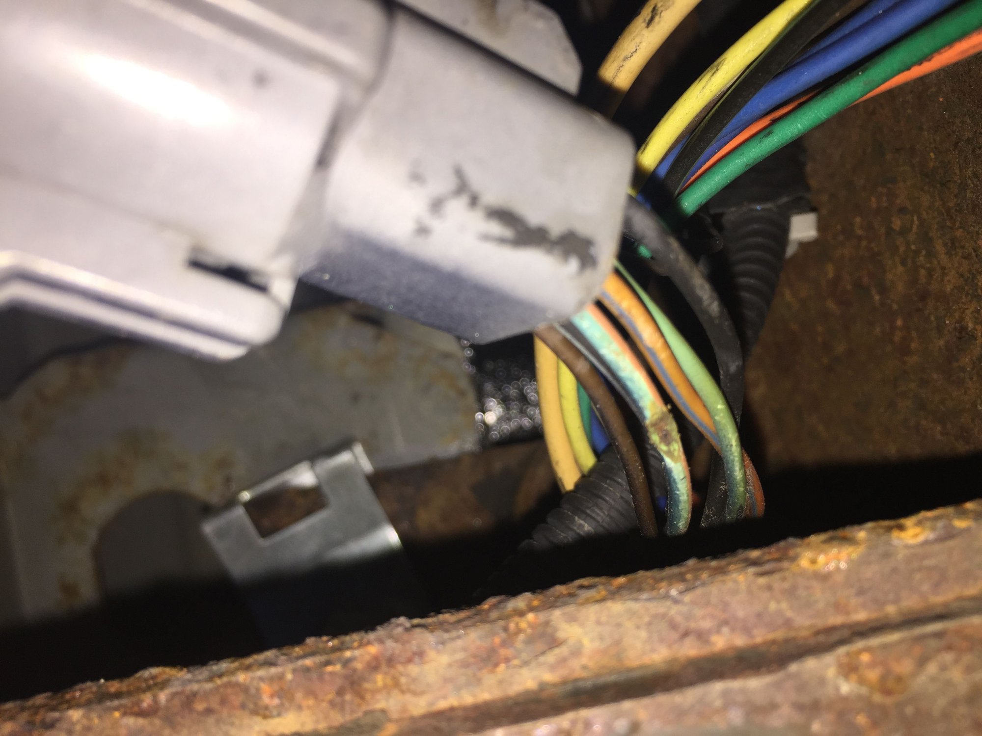 HELP FUSE KEEPS BLOWING!!!! Page 3 Ford Truck Enthusiasts Forums