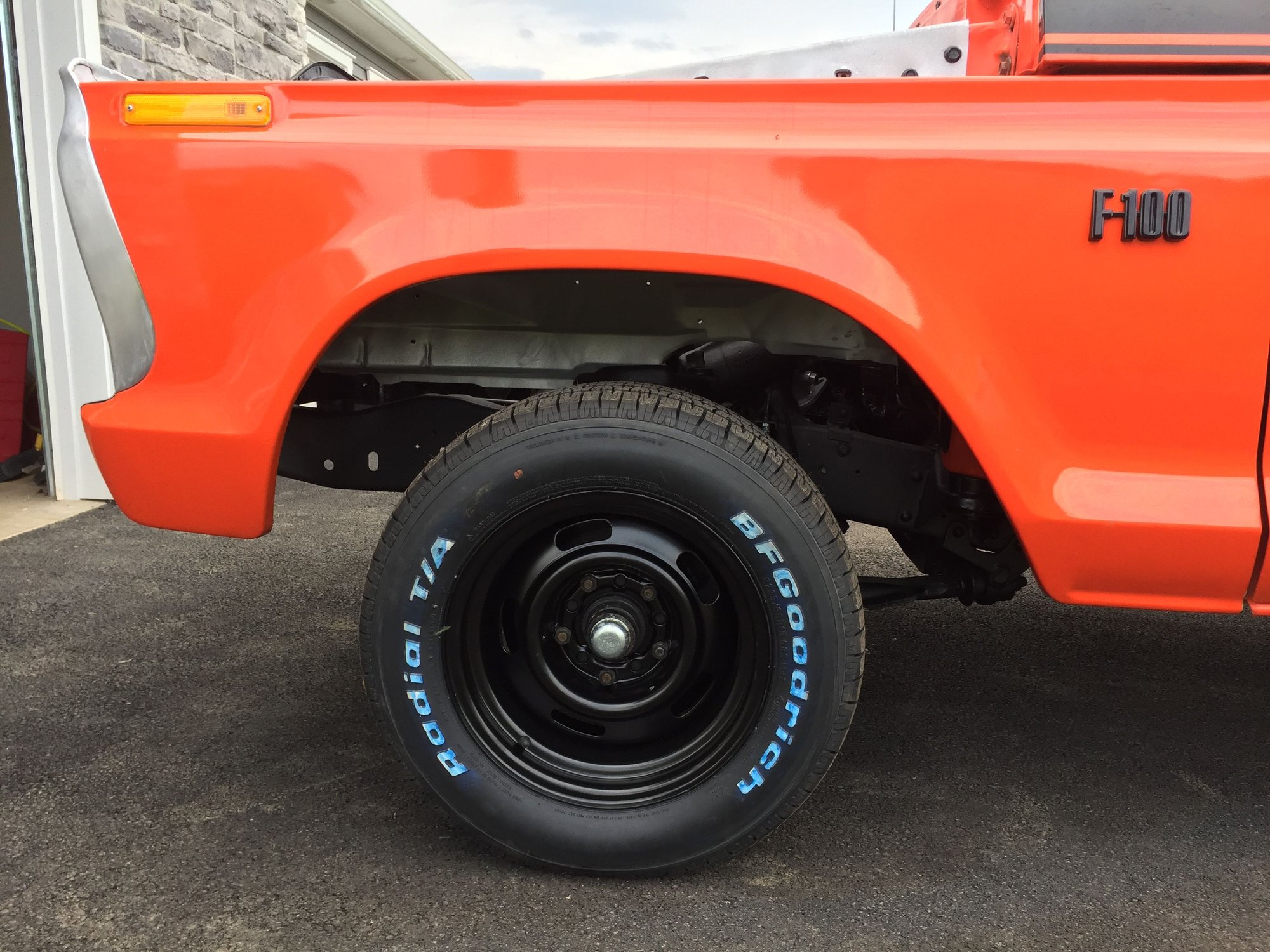 1975 Ford F-100 - 1975 Ford F-100 SHORT BED 2WD ORIGINAL 302 AUTOMATIC RESTOMOD - Used - VIN F10GNX03355 - 56,400 Miles - 8 cyl - 2WD - Automatic - Truck - Orange - Spring Mills, PA 16875, United States