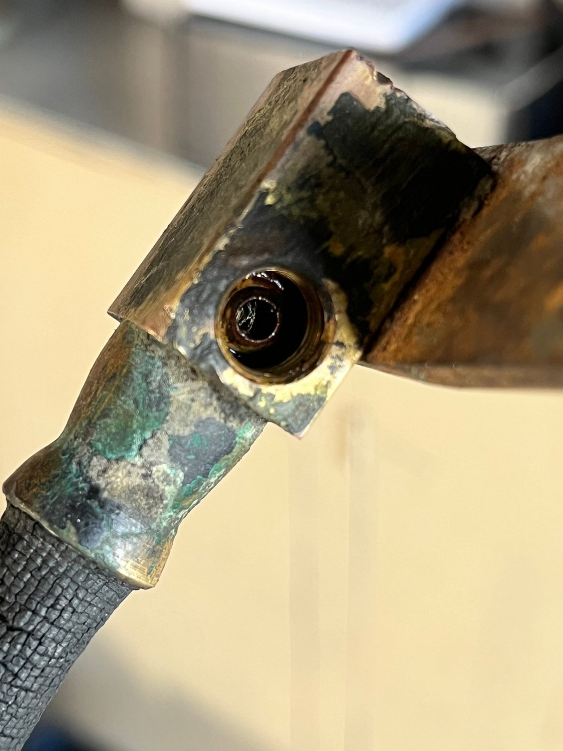 Close up of right side of Tee block