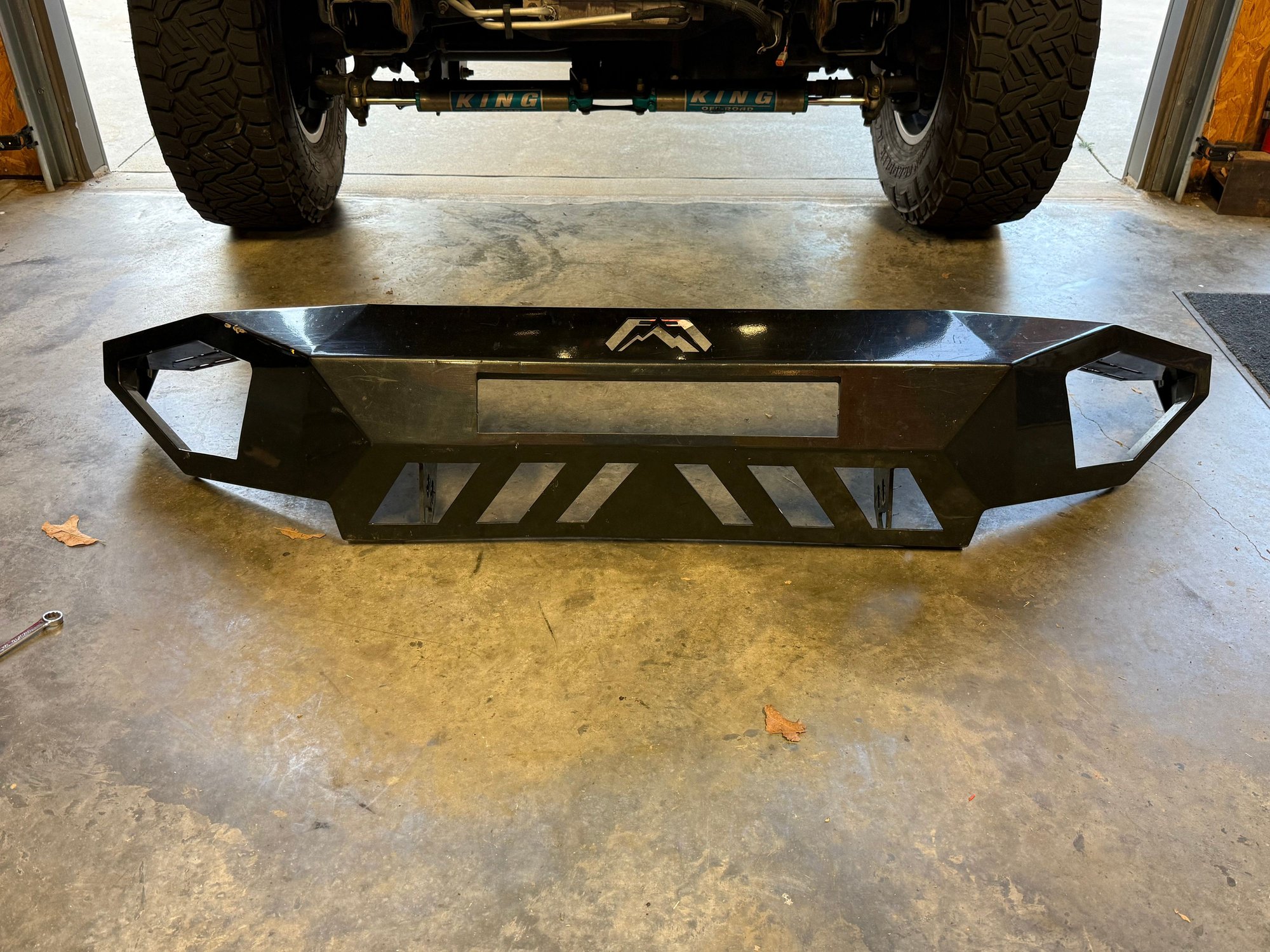 Exterior Body Parts - Fab Fours Vengeance front bumper - Used - 2017 to 2022 Ford F-250 Super Duty - Fayetteville, AR 72916, United States