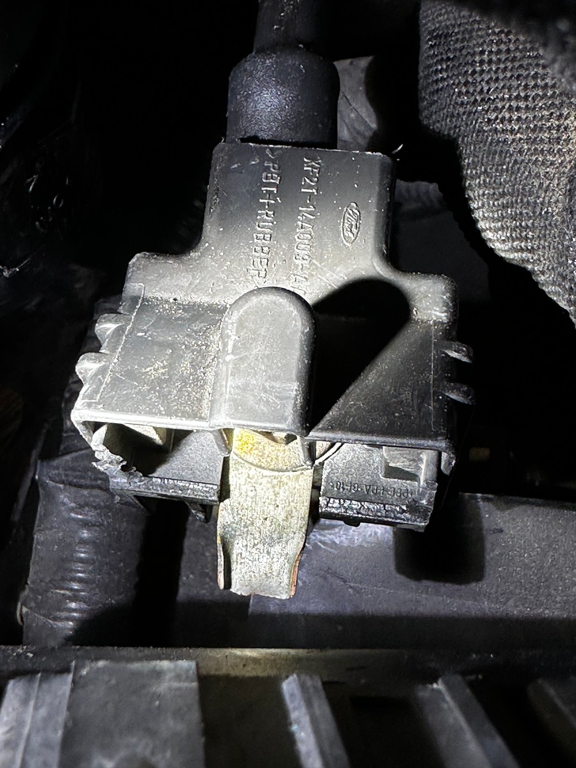 2005 F-350 under hood fuse box - Ford Truck Enthusiasts Forums
