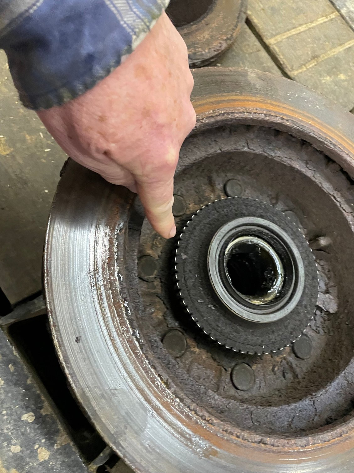 2000 f350 ABS light on after brake job Page 2 Ford Truck