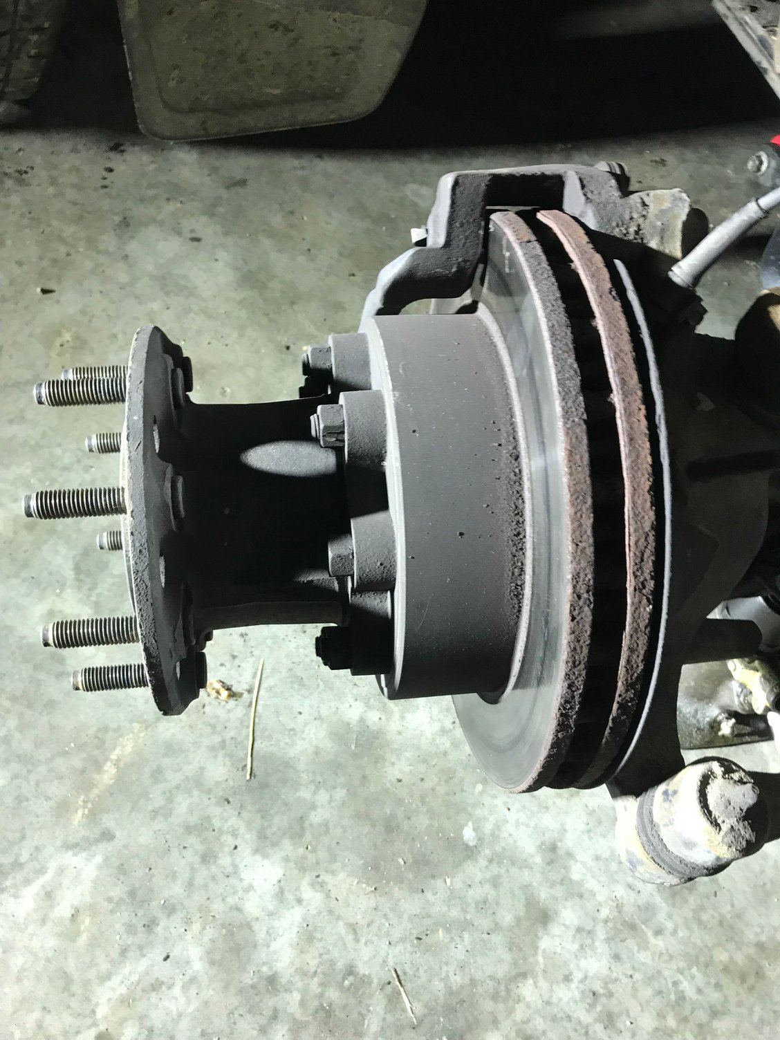 2002 F350 DRW Super Duty 4X4 Front Wheel Hub Ford Truck Enthusiasts