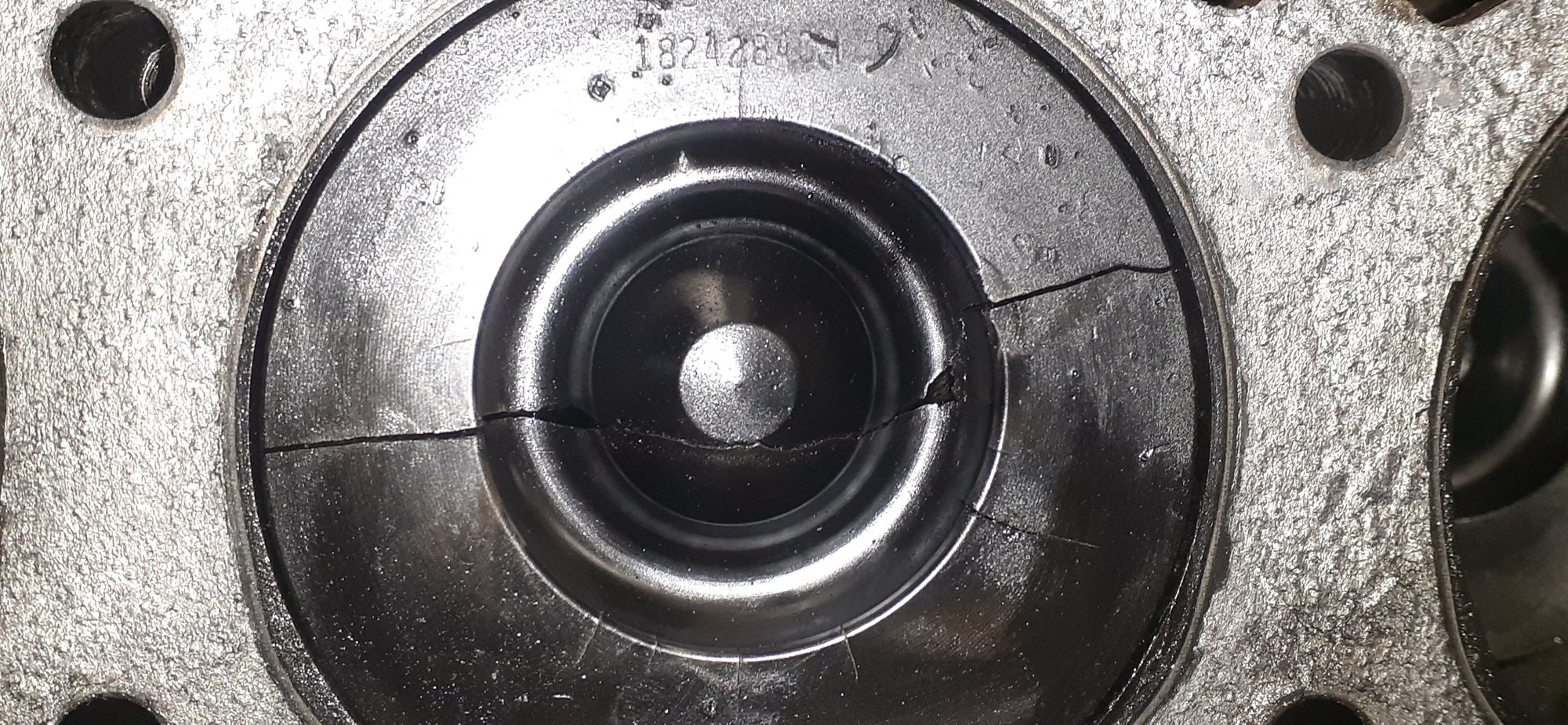 Early 99 7.3 Cracked Piston 4 Why? Ford Truck Enthusiasts Forums