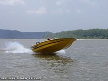 2003 Rumble on the River in KY. "Old Yellar", tricked out Hydra Sports bass boat. Overpowered by Mercury 2.5
