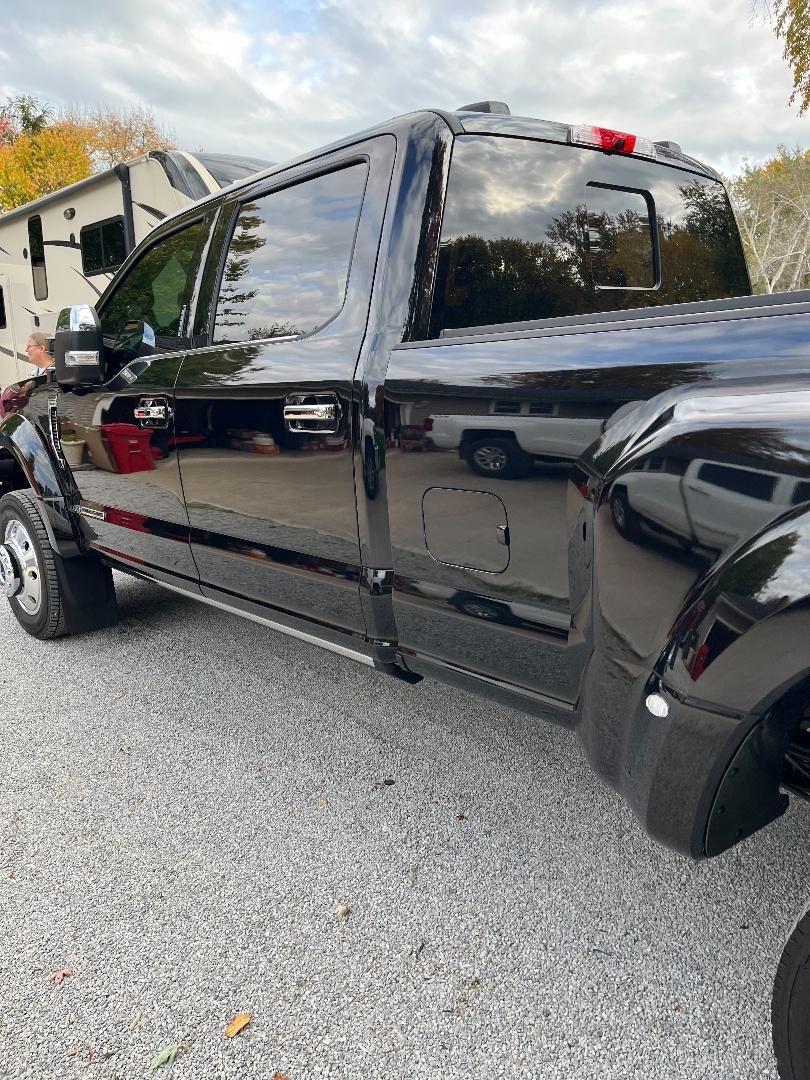 2022 Ford F-450 - 2022 Ford F-450 Platinum - Used - VIN 1FT8W4DT3NED87456 - 9,300 Miles - 8 cyl - 4WD - Automatic - Truck - Black - Harrison Twp, MI 48045, United States