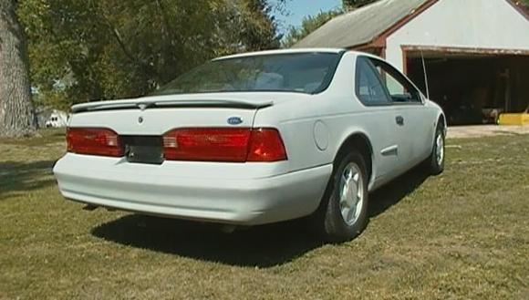 rear pass. side.  Hey, where's the side molding piece?  Must be around here somewhere.