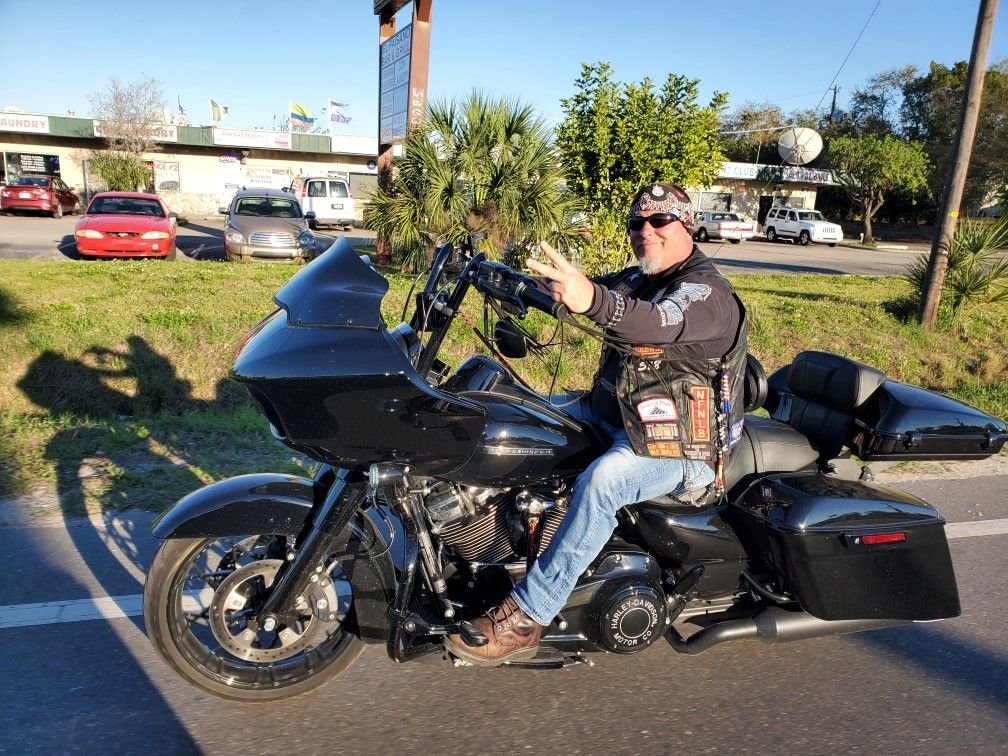 Pro and Con of ape hangers on a road glide - Page 2 - Harley Davidson ...