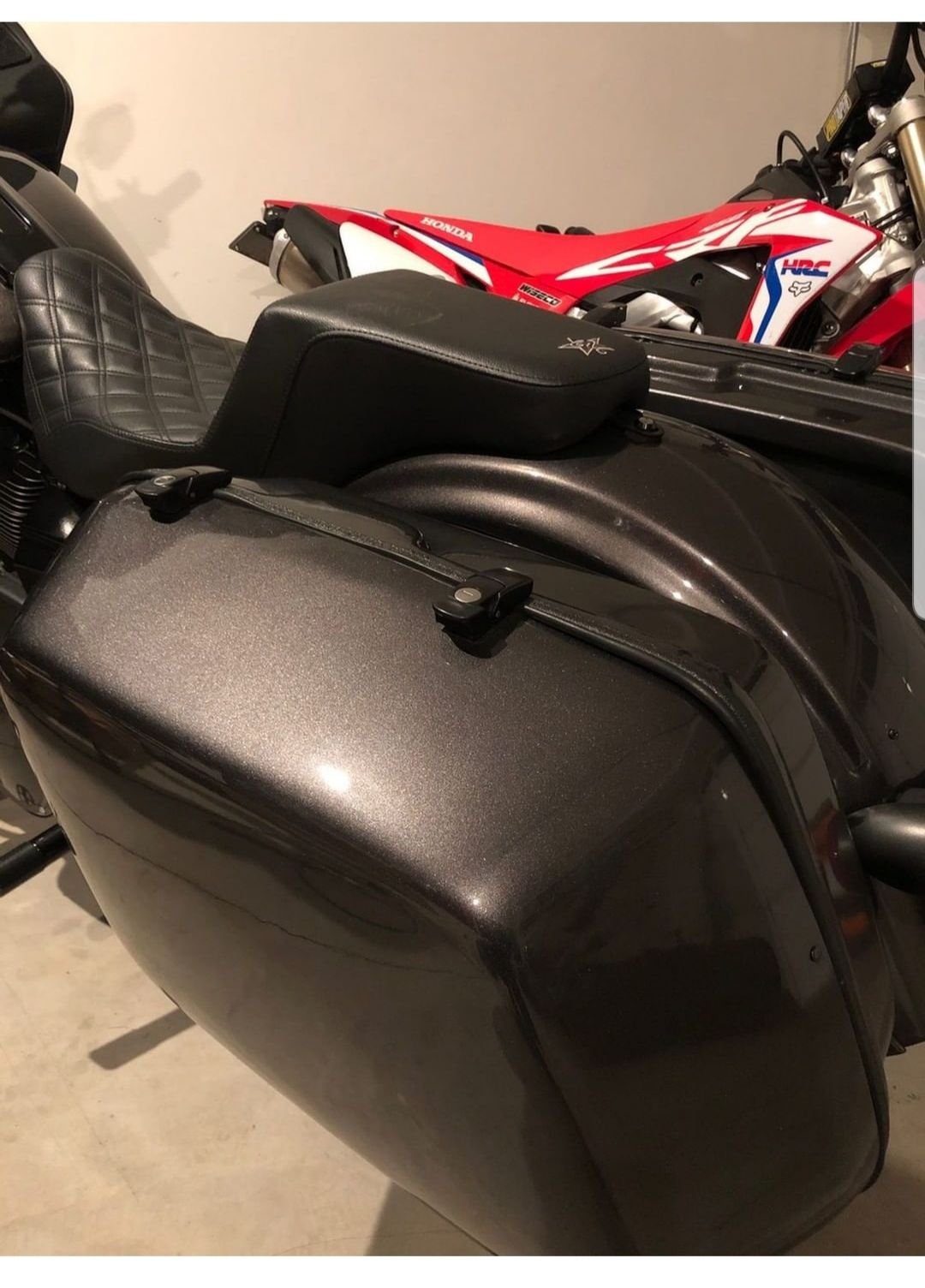 fxrt saddlebags