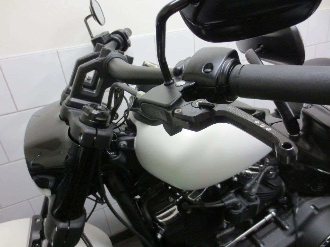fat bob tail tidy