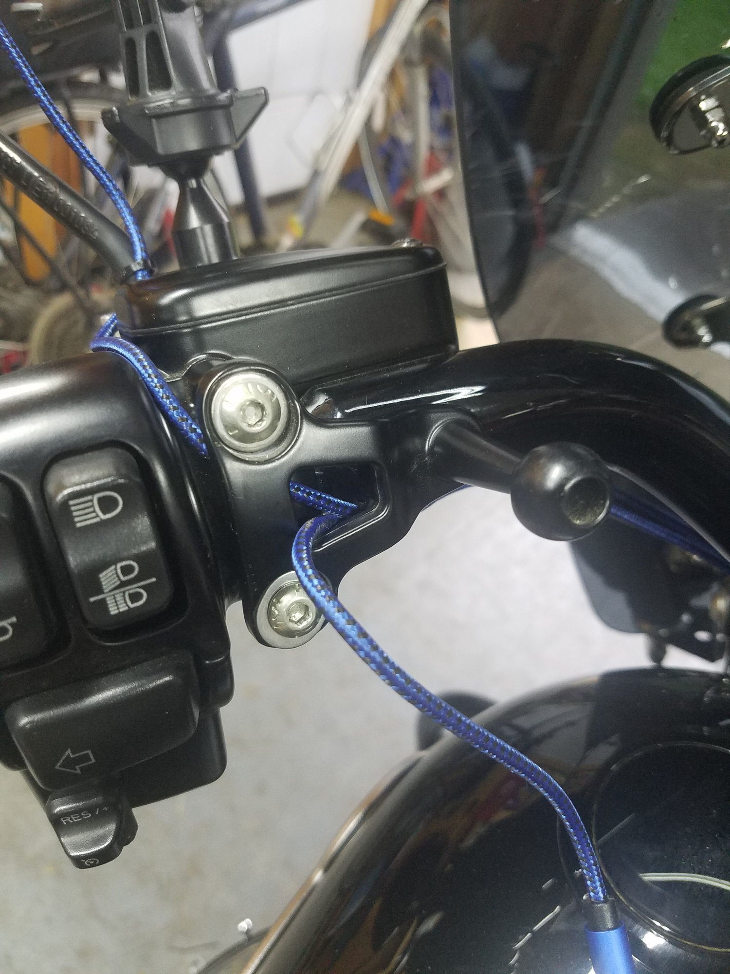 Ciro phone mount installed Harley Davidson Forums