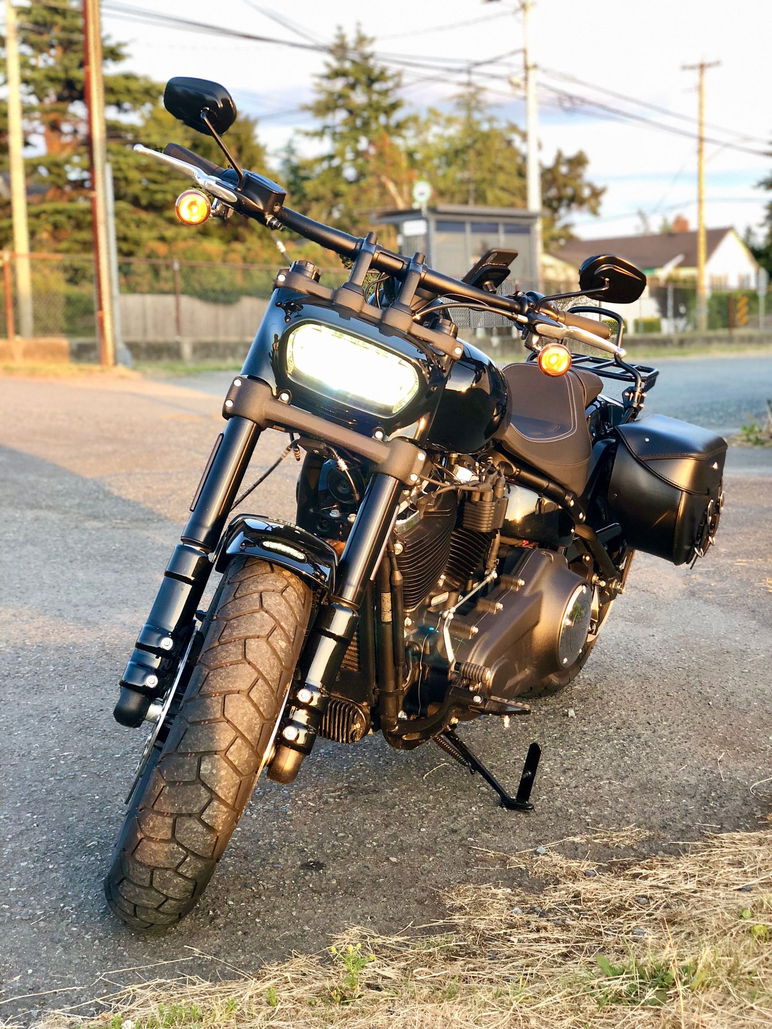 2018 fat bob swingarm bag